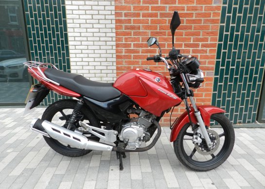 Yamaha CBR 125