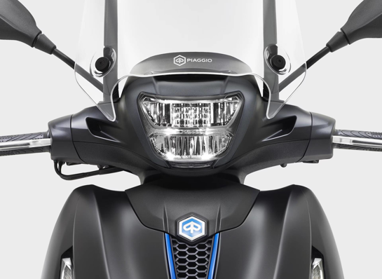 Piaggio Beverly 400 S Wall Img 1920X1440 Faro 1